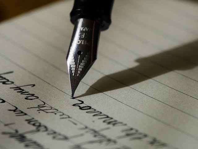 手書きが有利な理由➂特に字が綺麗な人には絶大なアピールに繋がる